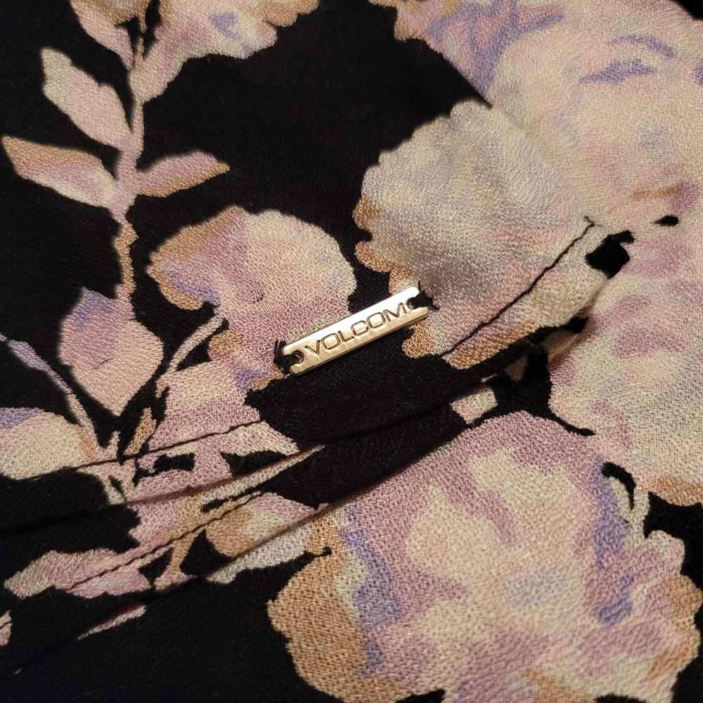 Volcom flower tank top